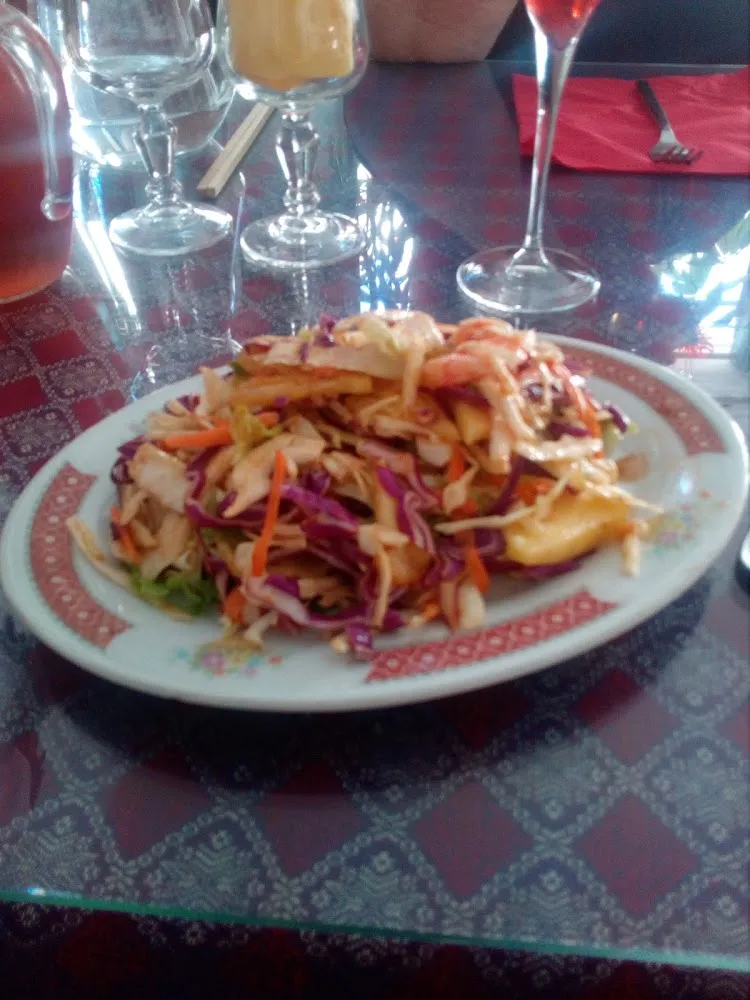 Salade Thaï Aux Crevettes Au Basilic Thaï